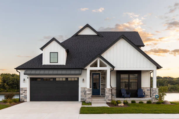 Best Asphalt Shingles Roofing  in Niagara, WI